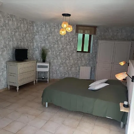 Bed & Breakfast Le Moulin De Benneville D'hotes, Petit Dejeuner Compris
