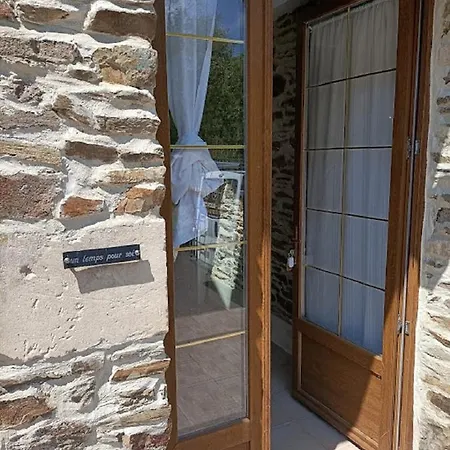 Bed & Breakfast Le Moulin De Benneville D'hôtes, Petit Déjeuner Compris 3*