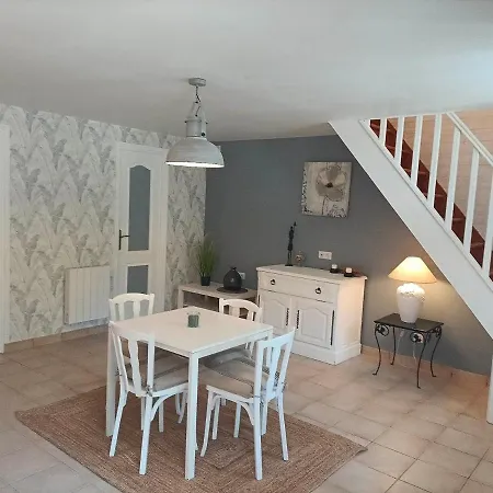 Le Moulin de Benneville chambres d'hôtes, petit déjeuner compris