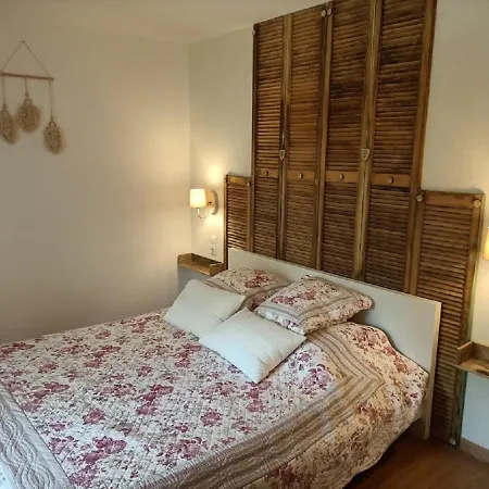 Le Moulin De Benneville D'hotes, Petit Dejeuner Compris Cahagnes