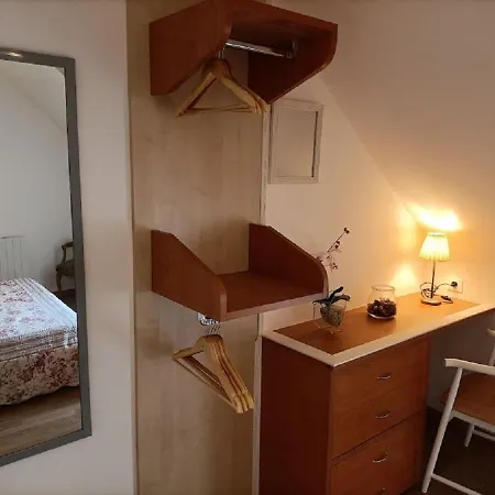 Frühstückspension Le Moulin De Benneville D'hotes, Petit Dejeuner Compris Cahagnes