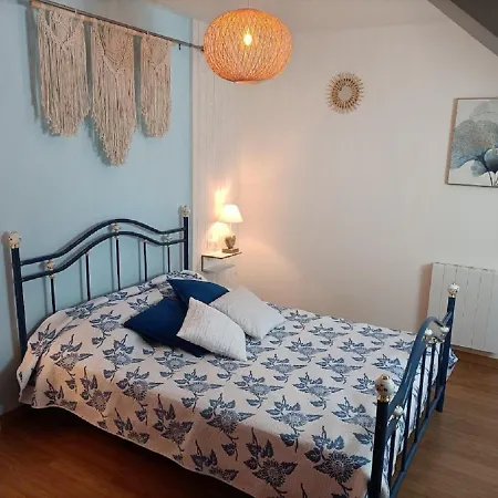 Bed & Breakfast Le Moulin De Benneville D'hotes, Petit Dejeuner Compris *