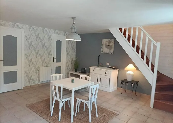 Le Moulin De Benneville D'hotes, Petit Dejeuner Compris