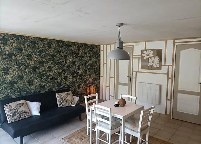 Le Moulin De Benneville D'hotes, Petit Dejeuner Compris 3*