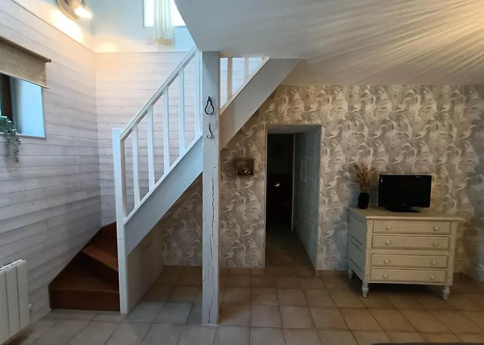 Le Moulin De Benneville D'hotes, Petit Dejeuner Compris B&B 3*