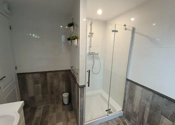 Le Moulin De Benneville D'hotes, Petit Dejeuner Compris 3*