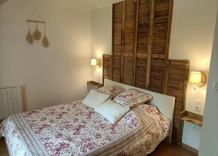 Le Moulin De Benneville D'hotes, Petit Dejeuner Compris Cahagnes