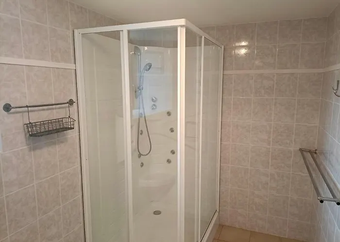 Le Moulin De Benneville D'hotes, Petit Dejeuner Compris B&B 3*