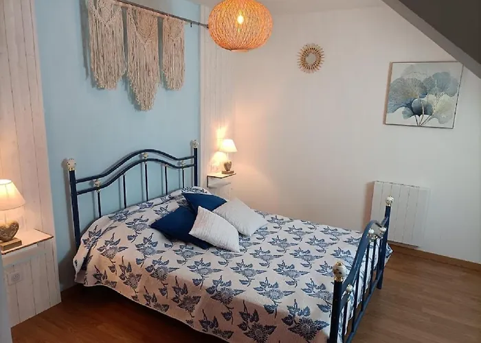 Bed and Breakfast Le Moulin De Benneville D'hotes, Petit Dejeuner Compris 3*