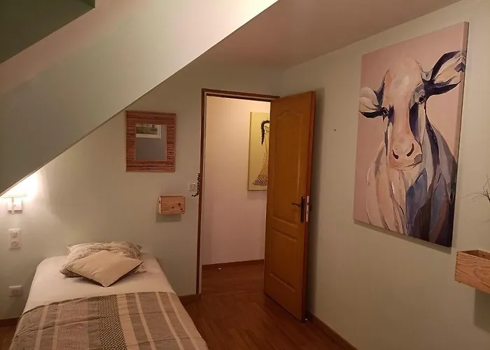 Le Moulin De Benneville D'hotes, Petit Dejeuner Compris B&B Cahagnes